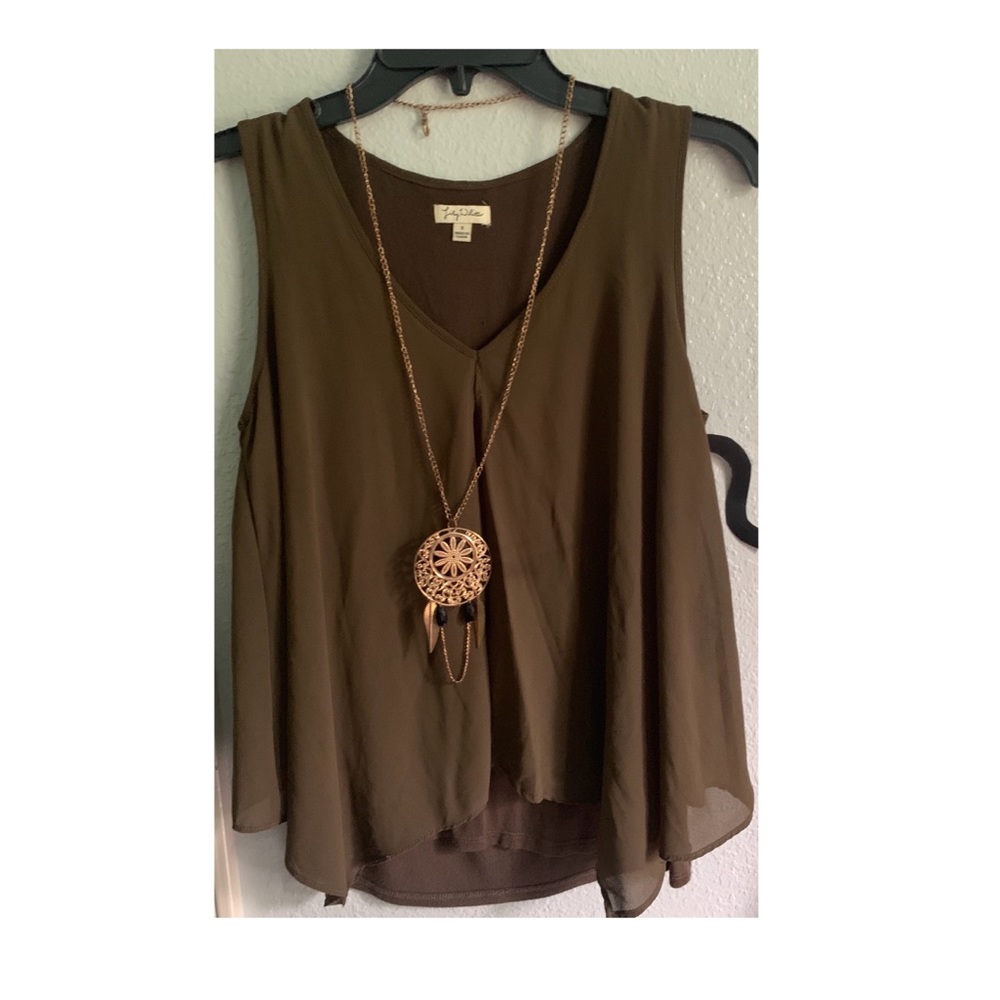 Cute Olive Layered Top with Necklace INCLUDED
